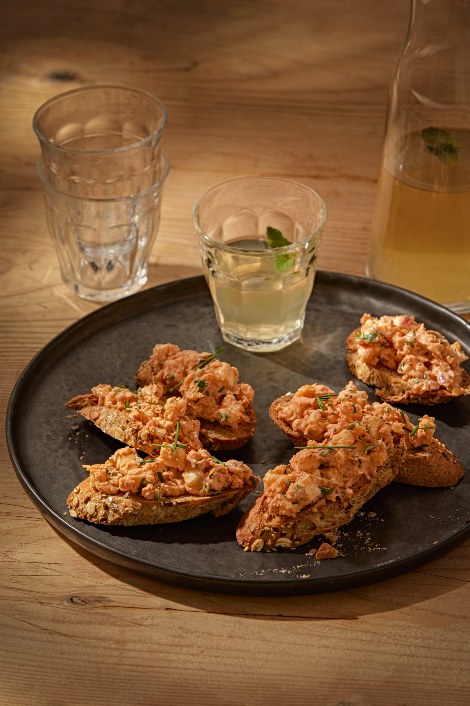 Aprikosen-Brie-Crostini